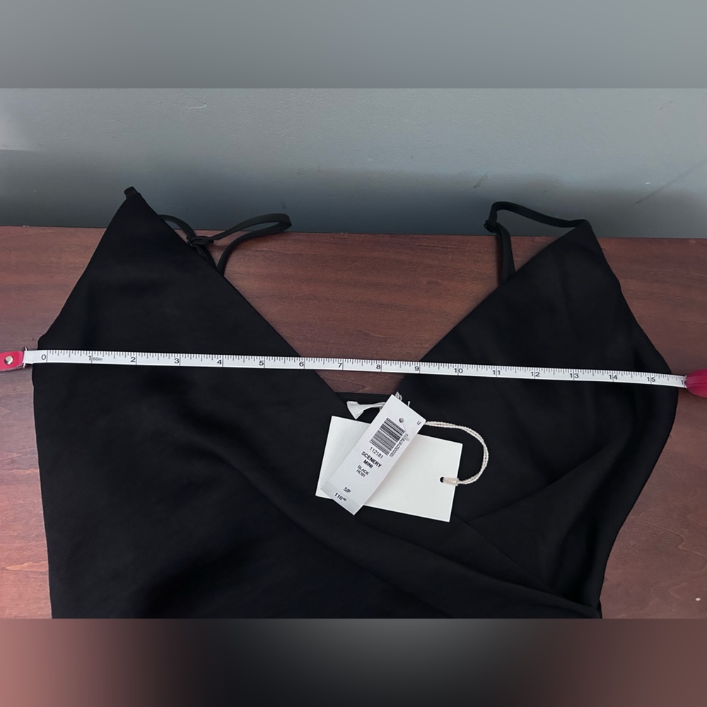 Wilfred Black scenery mini size small MSRP 110 NWT - Picture 10 of 13